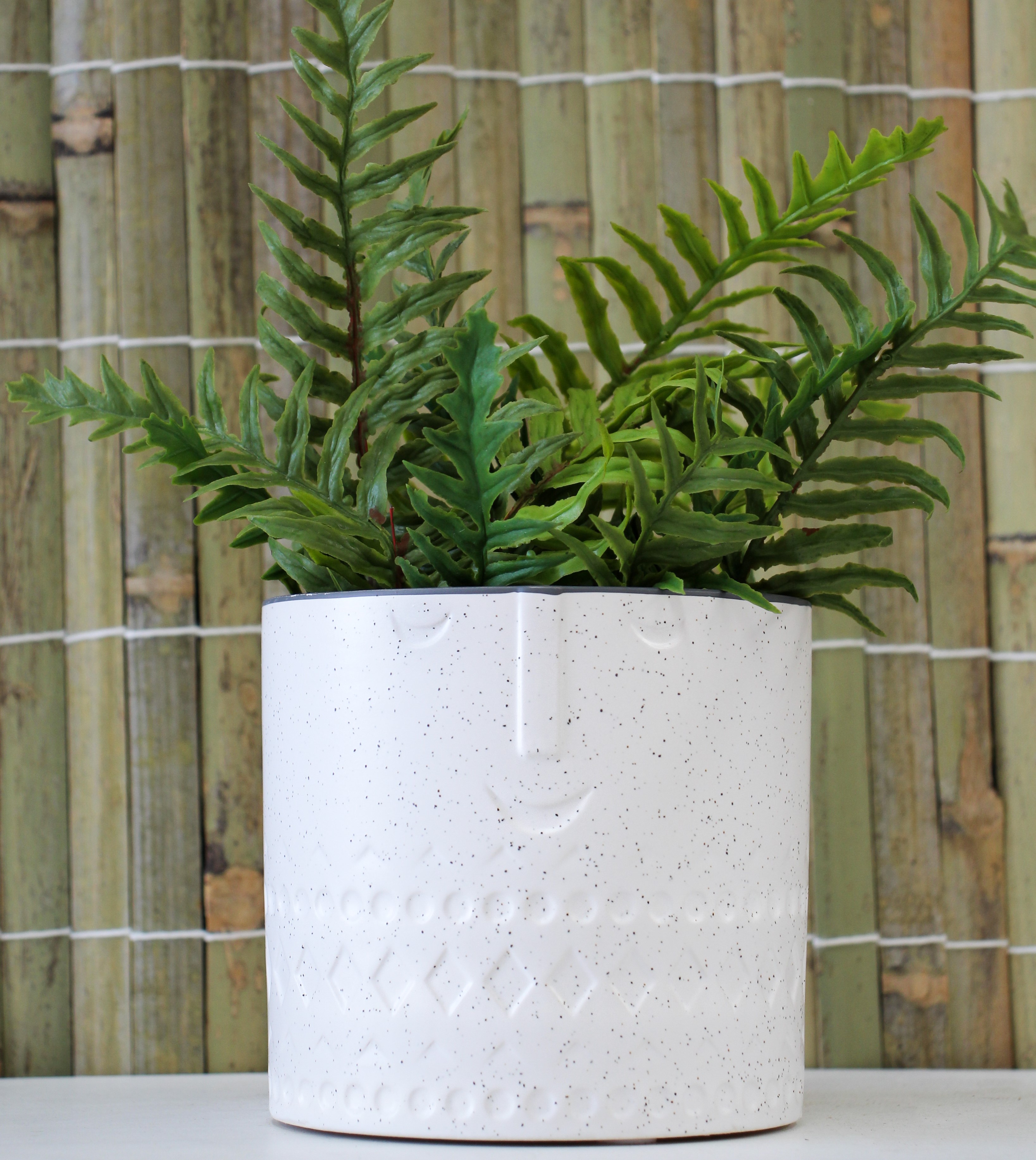 Planter Moai White