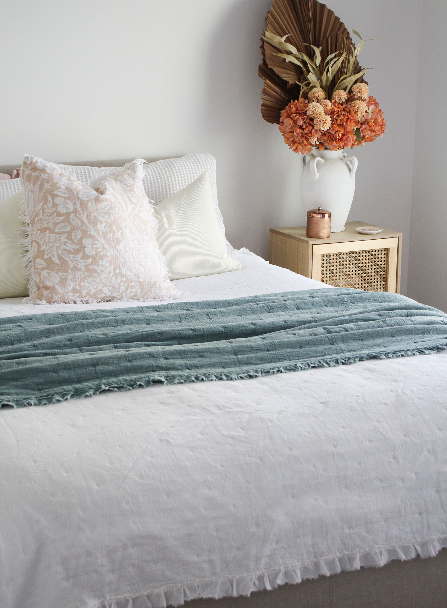 Bedspread Lrg Washed White