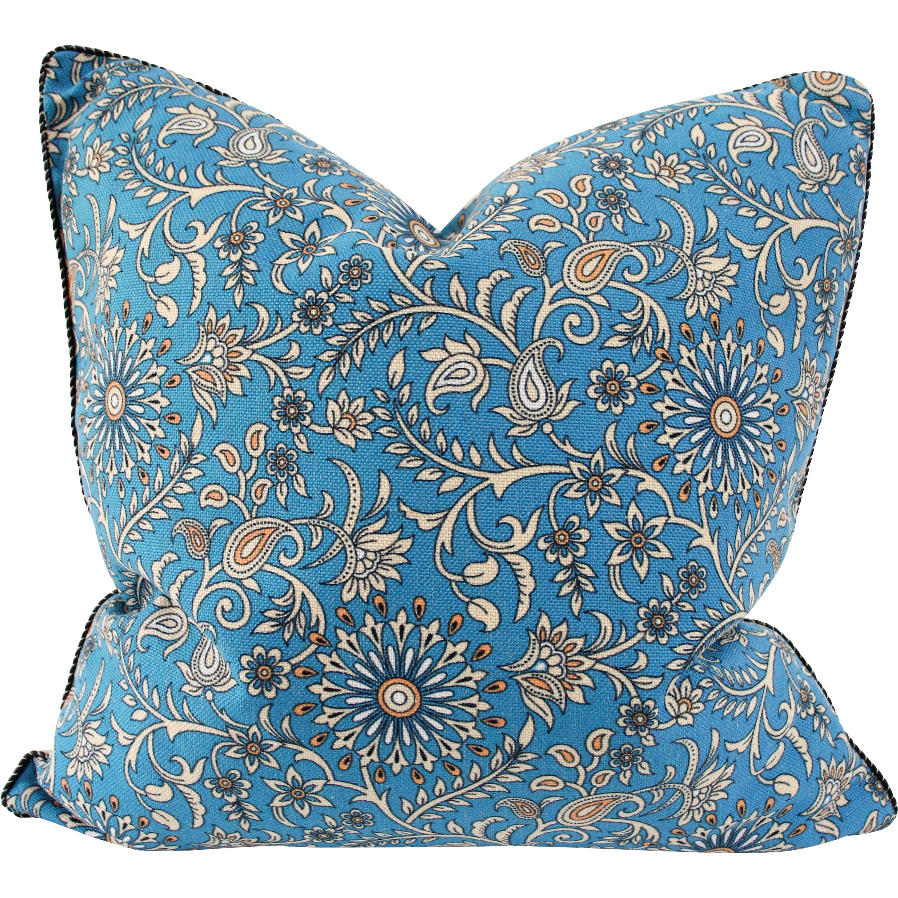 Cushion Paisley Motif