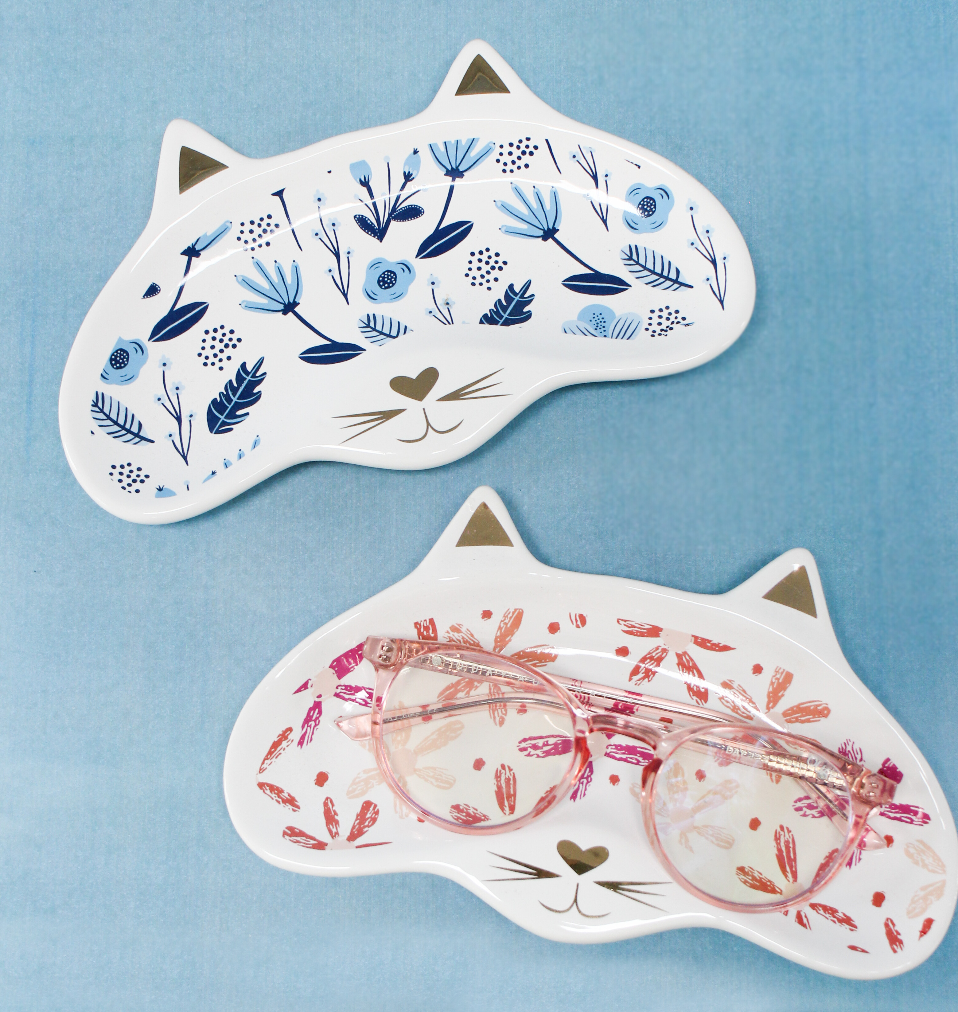 Cat Trinket Glasses Dish Blue Folk