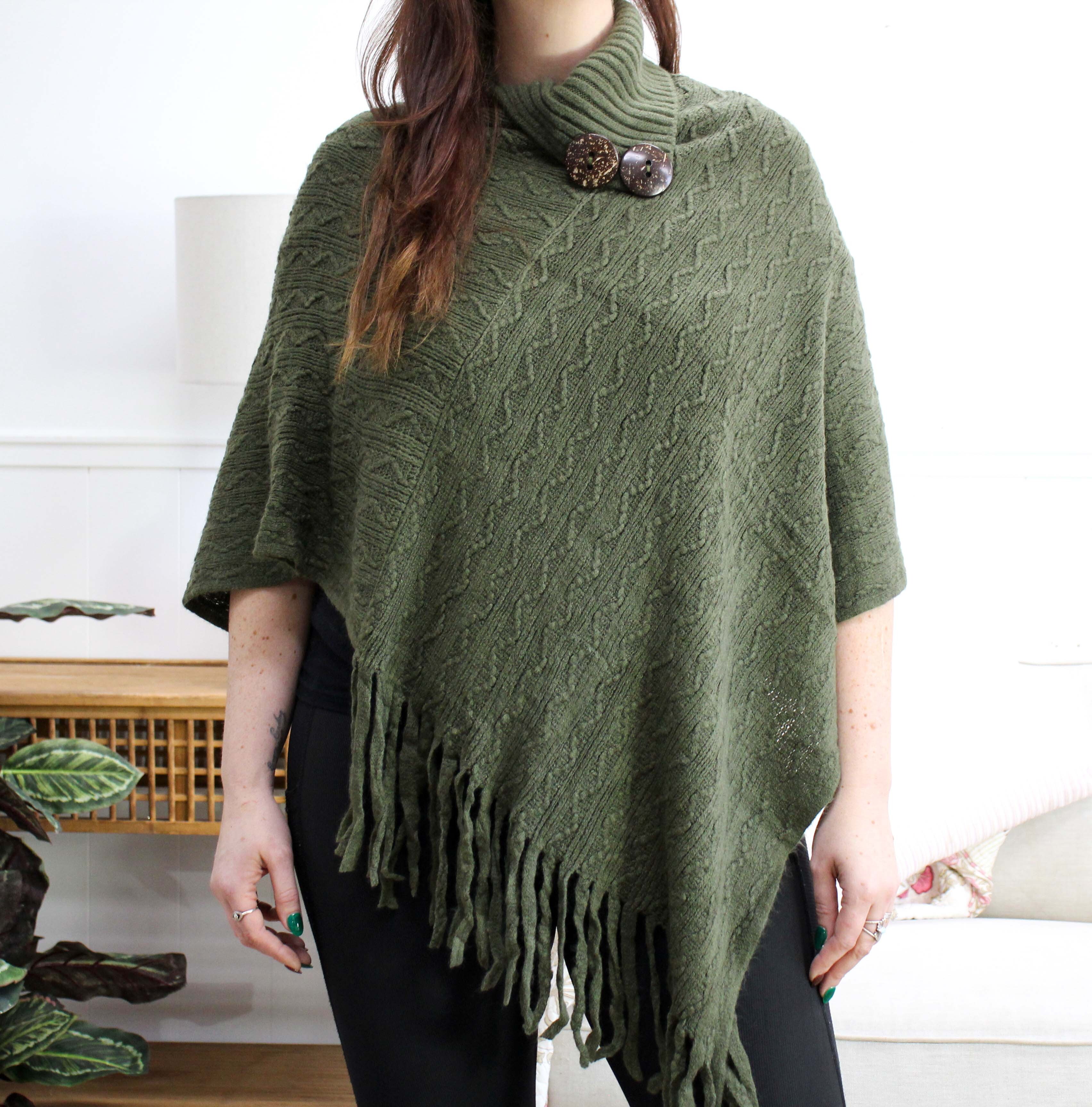 Knitted Poncho Isla Forest