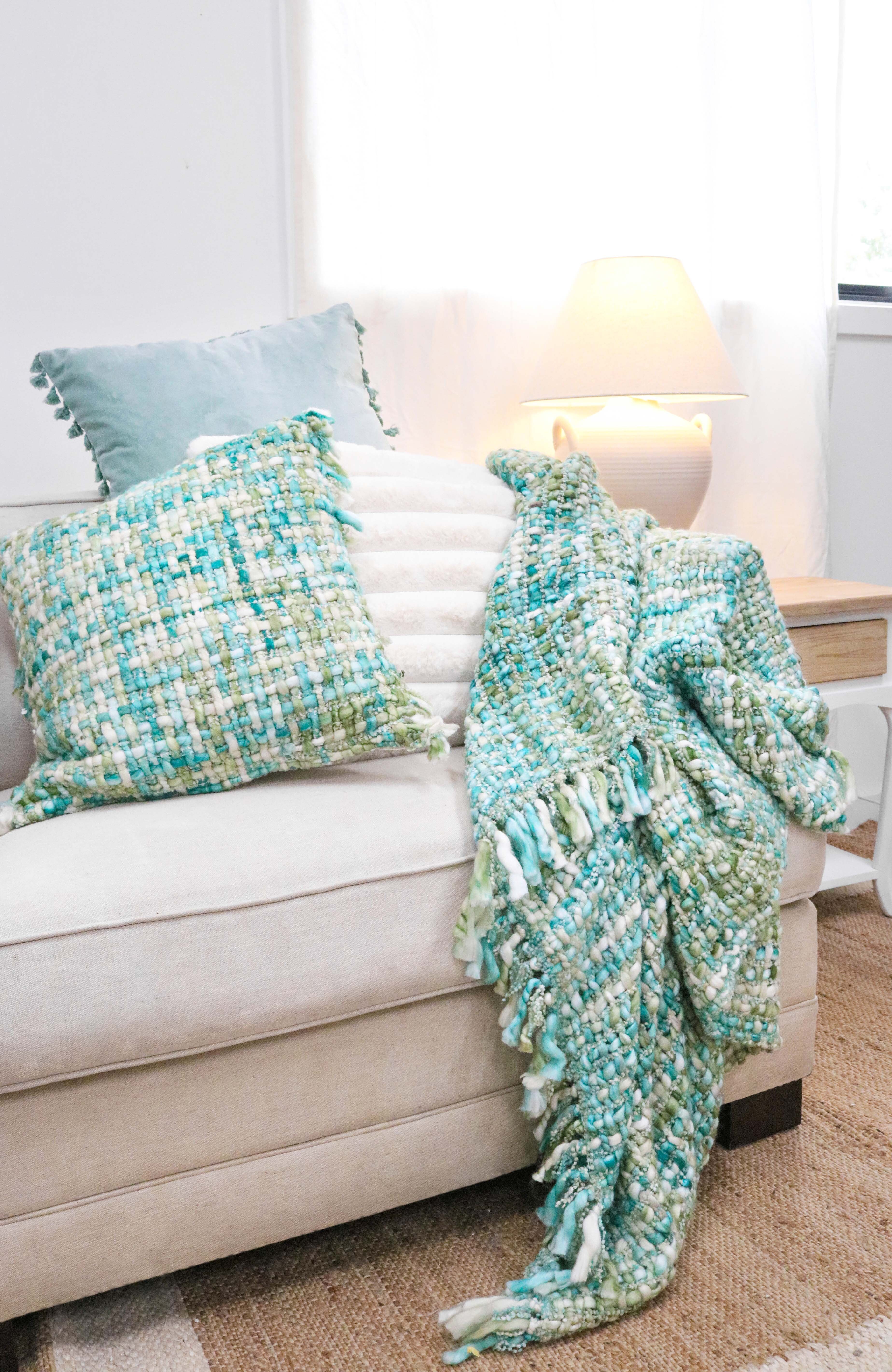 Cushion Chunky Knit Marine